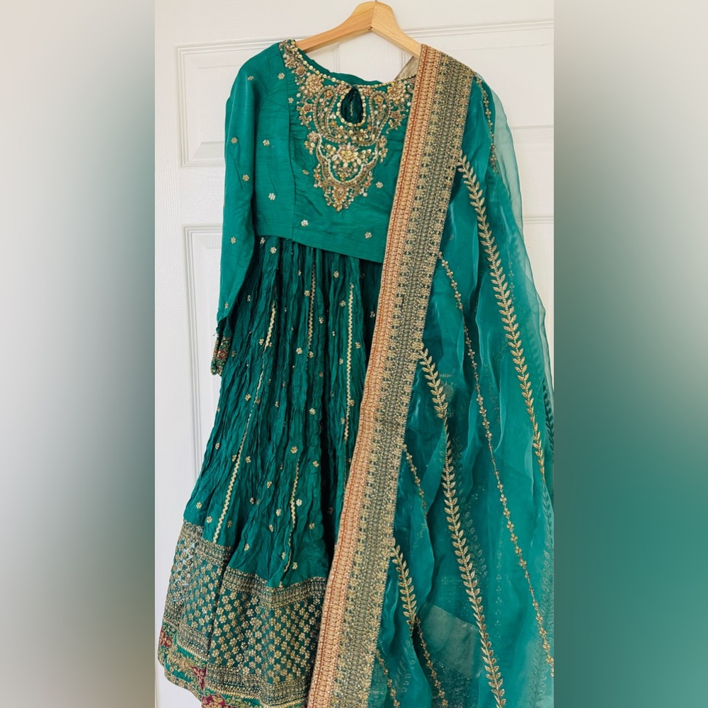 MARIA.B. 3 Piece Embroidered Raw Silk Lehenga Choli/Party/wedding wear Pakistani - Picture 9 of 15